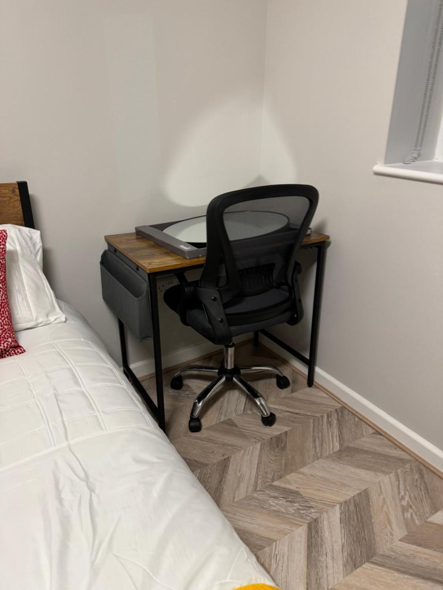 Comfy Studio Flat And Workspace Near Ashton-U-Lyne Station Stalybridge Zewnętrze zdjęcie